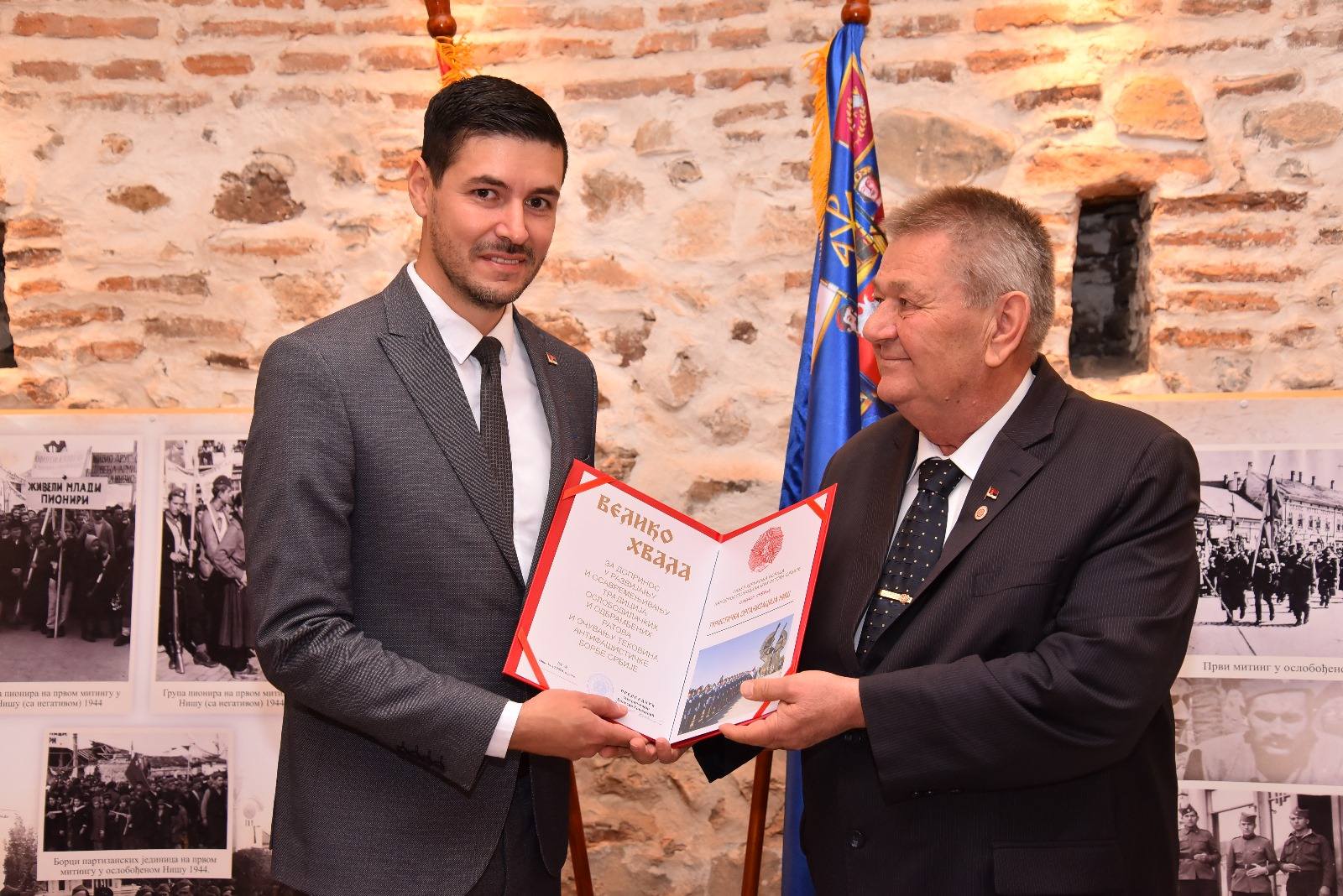 Slika8